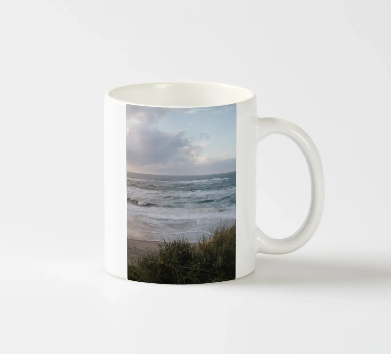 Nordsee im Wind tazza in ceramica da The Wild Creative Studio