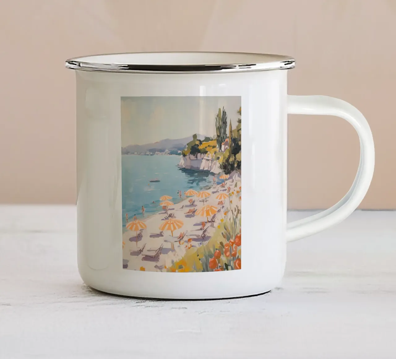 Spiaggia serena con ombrelloni a righe tazza in smalto da Melloi Art Print