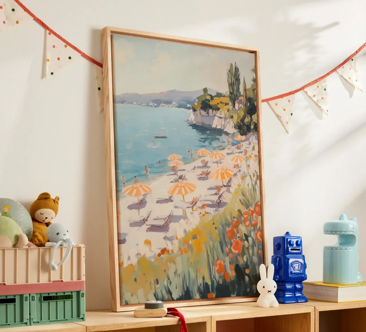 Spiaggia serena con ombrelloni a righe tela da Melloi Art Print