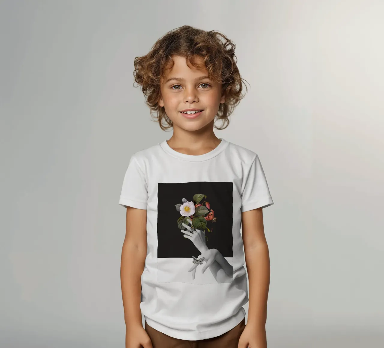 Mani con fiori t-shirt bambini da dada22