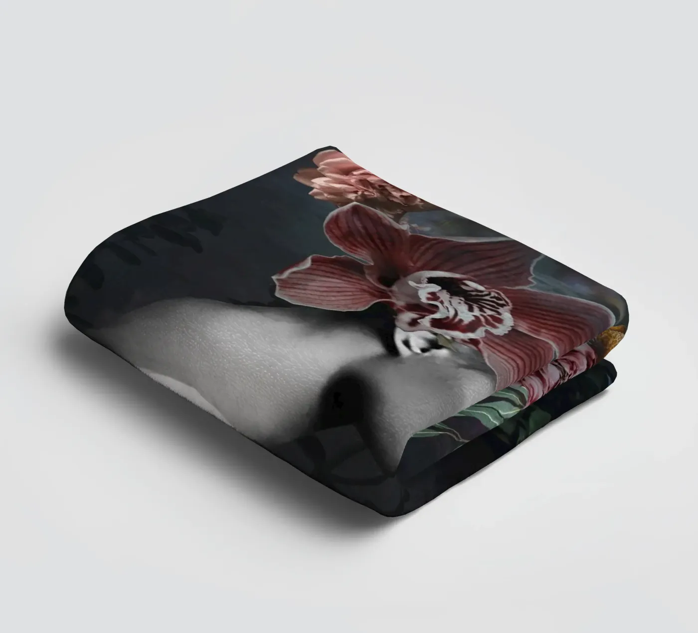 Bloom 10 towel by dada22