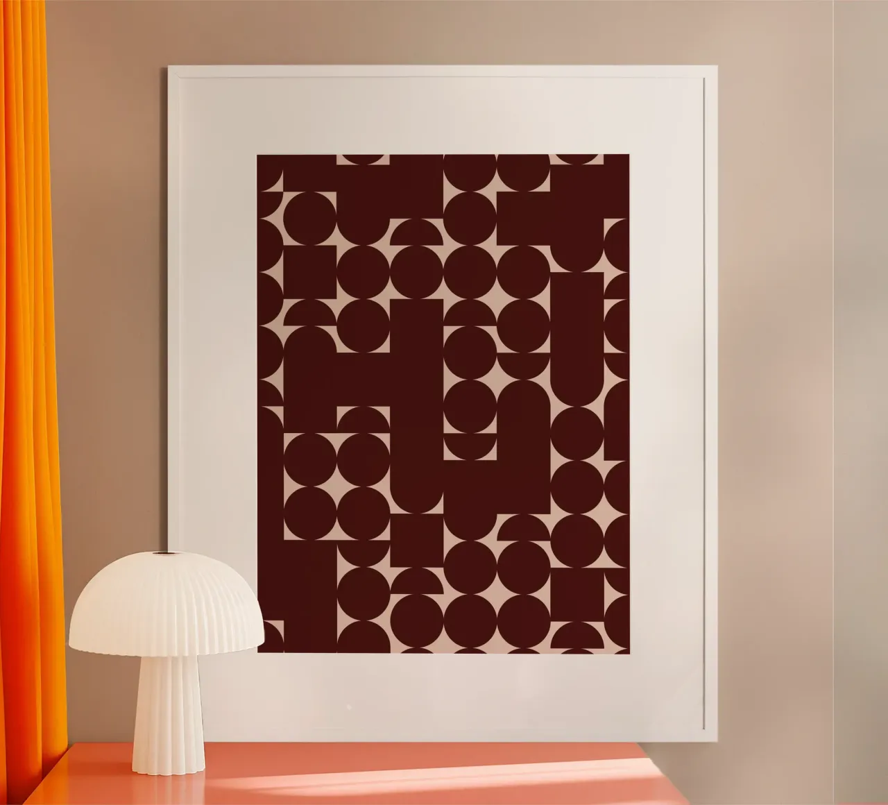 Geometrischer moderner Kunstdruck in Burgund und Pfirsich Poster von kookiepixel