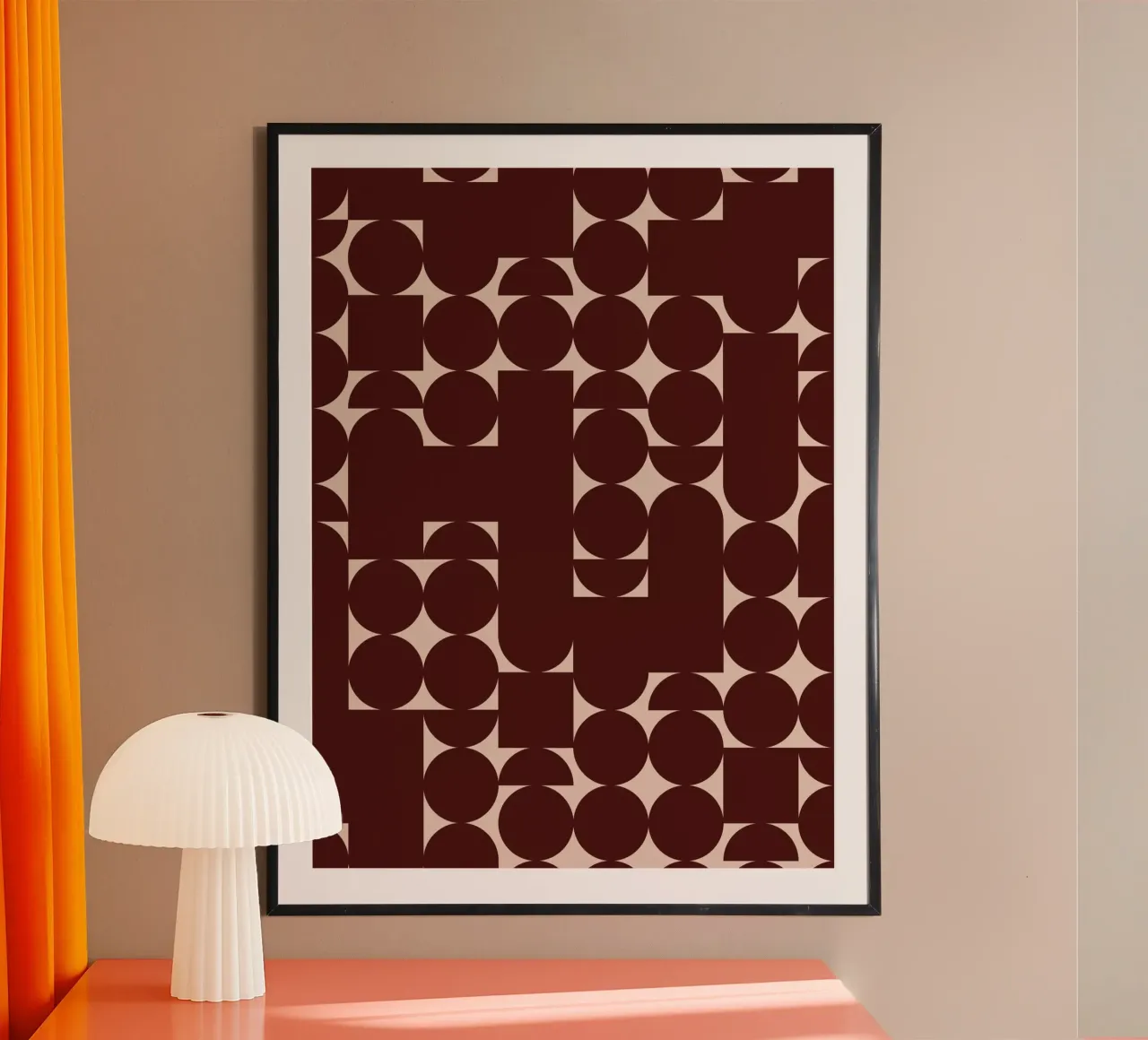 Geometrischer moderner Kunstdruck in Burgund und Pfirsich Poster von kookiepixel