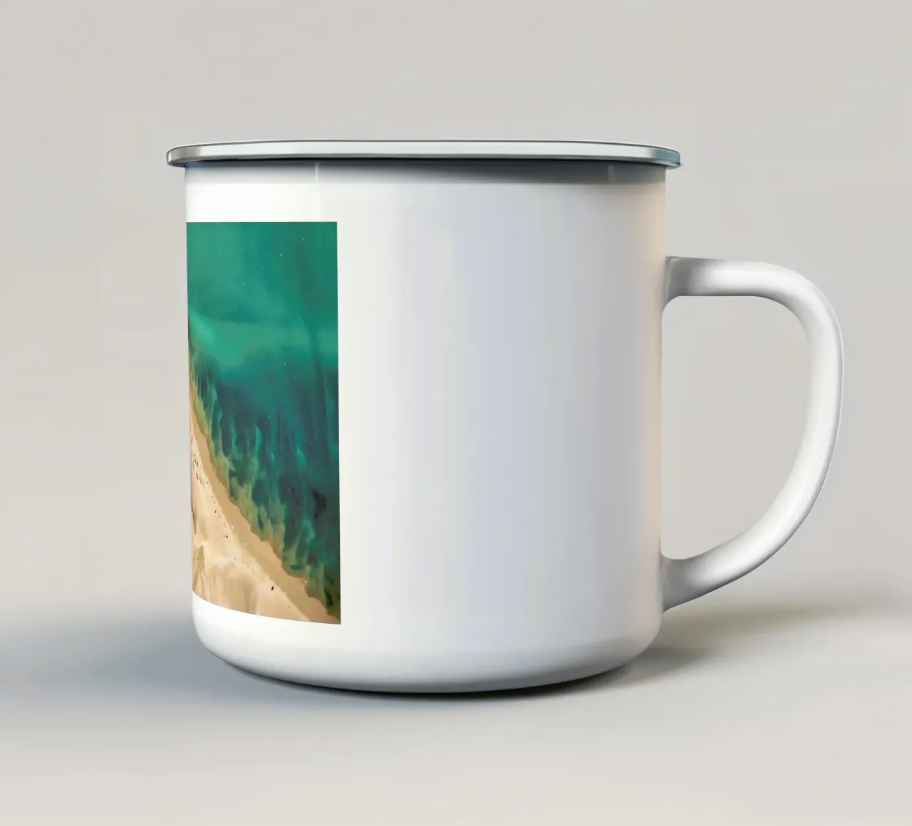 Shark Bay 3 tazza in smalto da Simon Butterworth