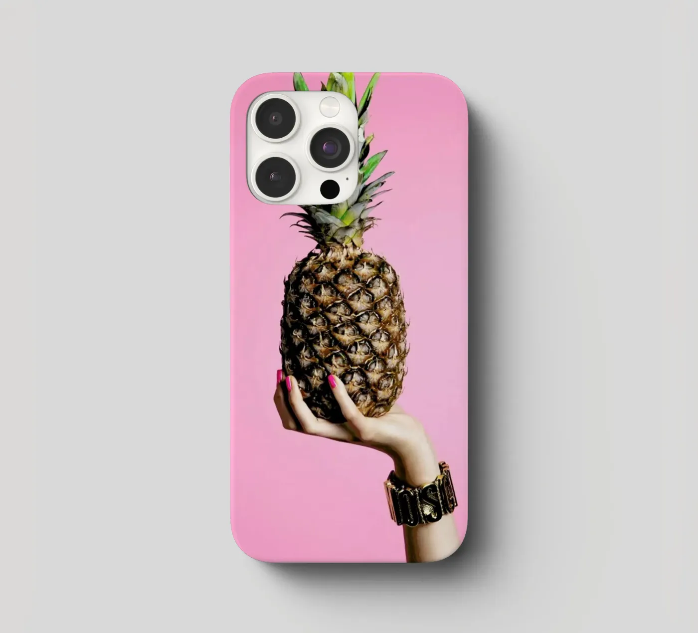 Pineapple iphone case by Laura Palm