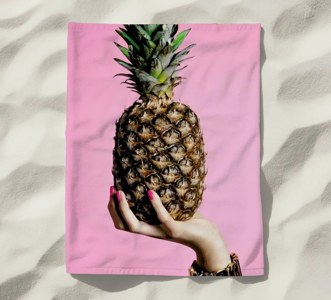 Pineapple Strandtuch von Laura Palm