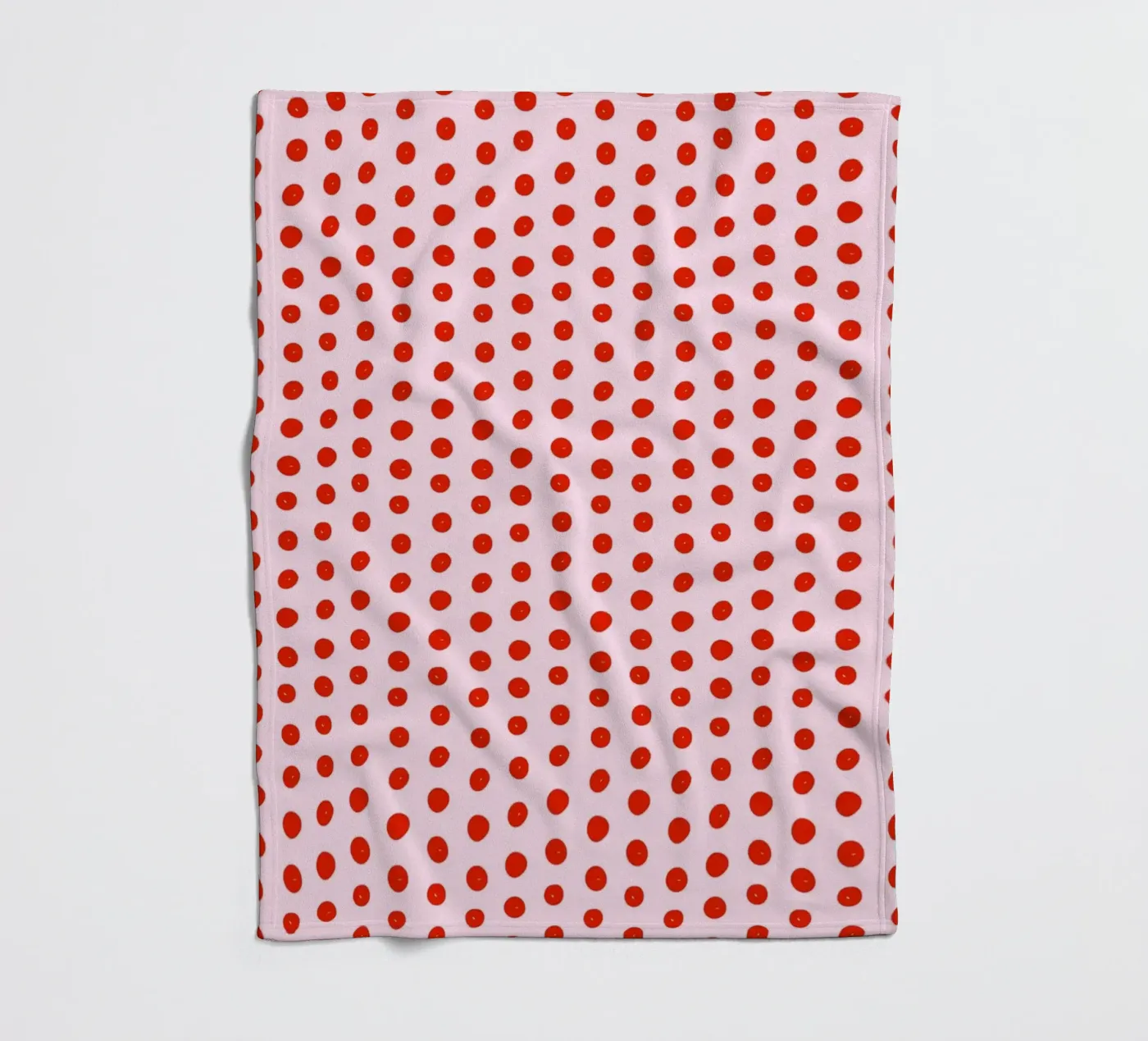 Red Dot Pattern Fleecedecke von treechild