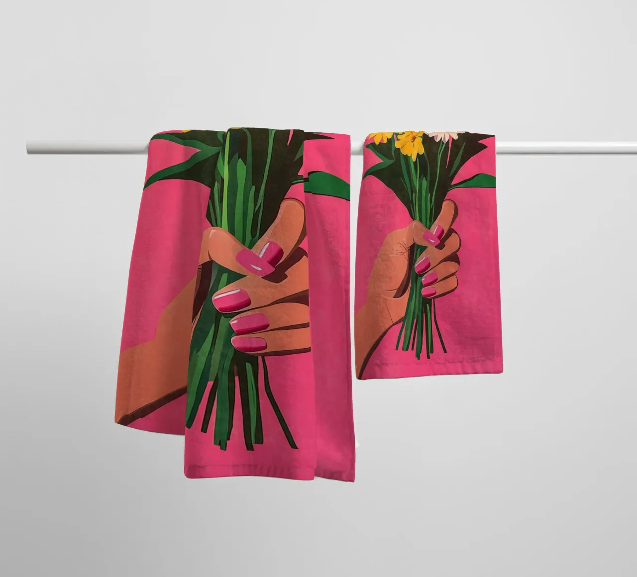 Unghie e fiori rosa asciugamano da bagno da Carinaprint