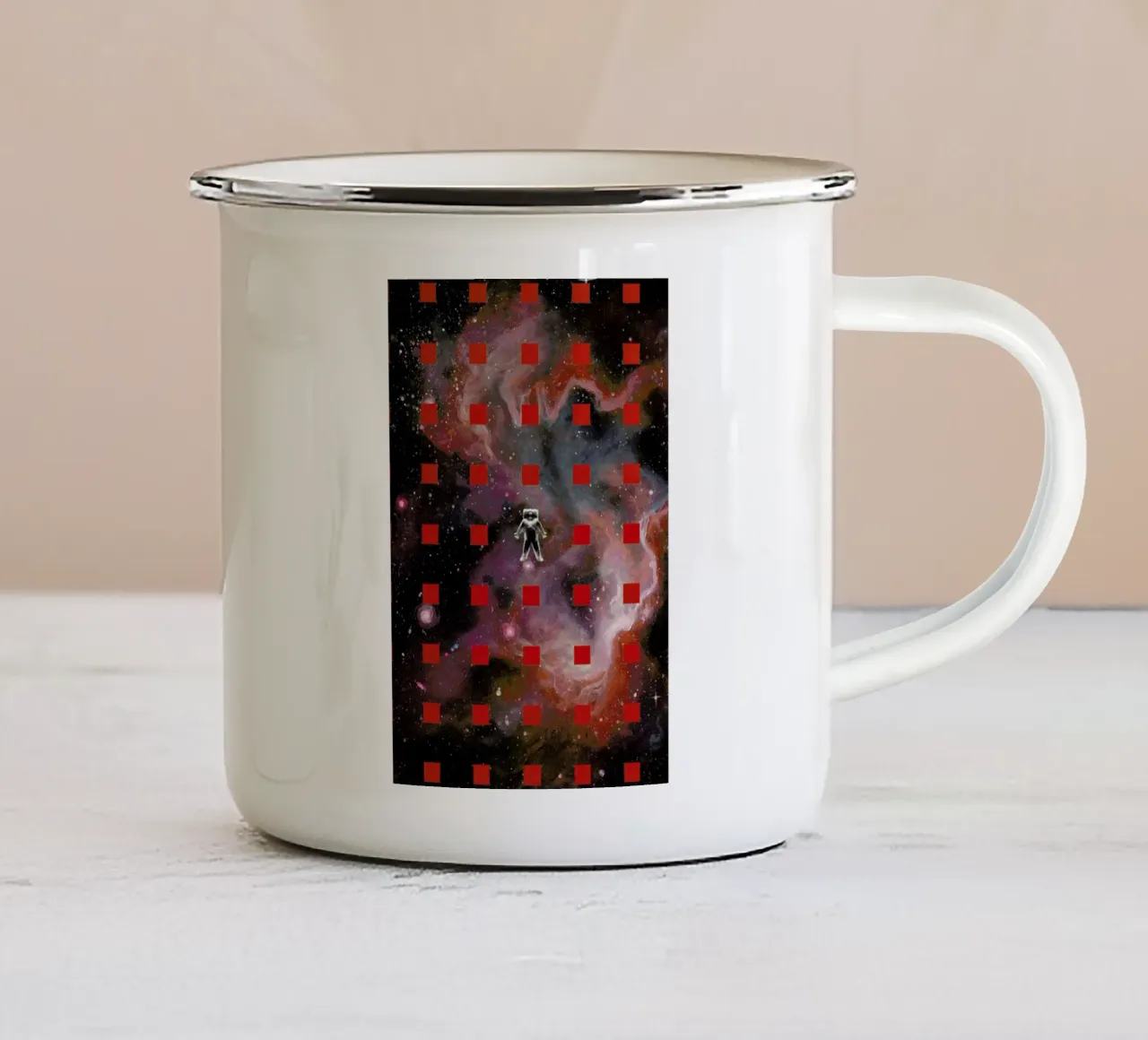 Lost In Red taza de esmalte de Jared Yamahata
