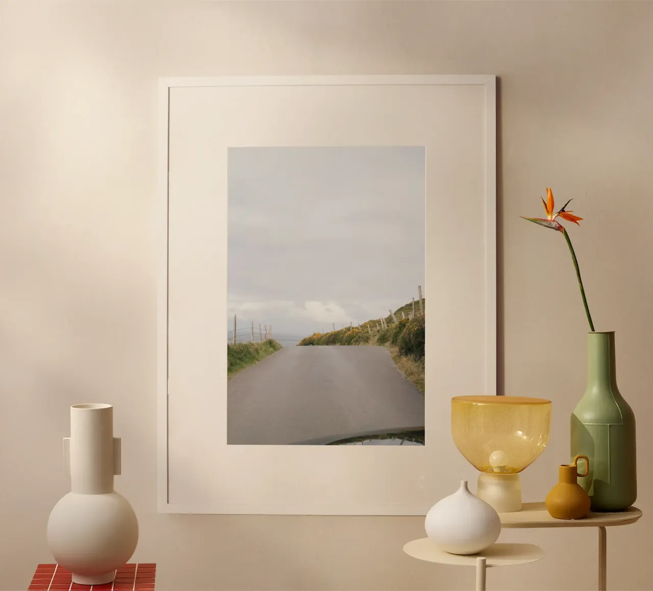 Route côtière avec vue sur la mer hahnemühle de The Wild Creative Studio