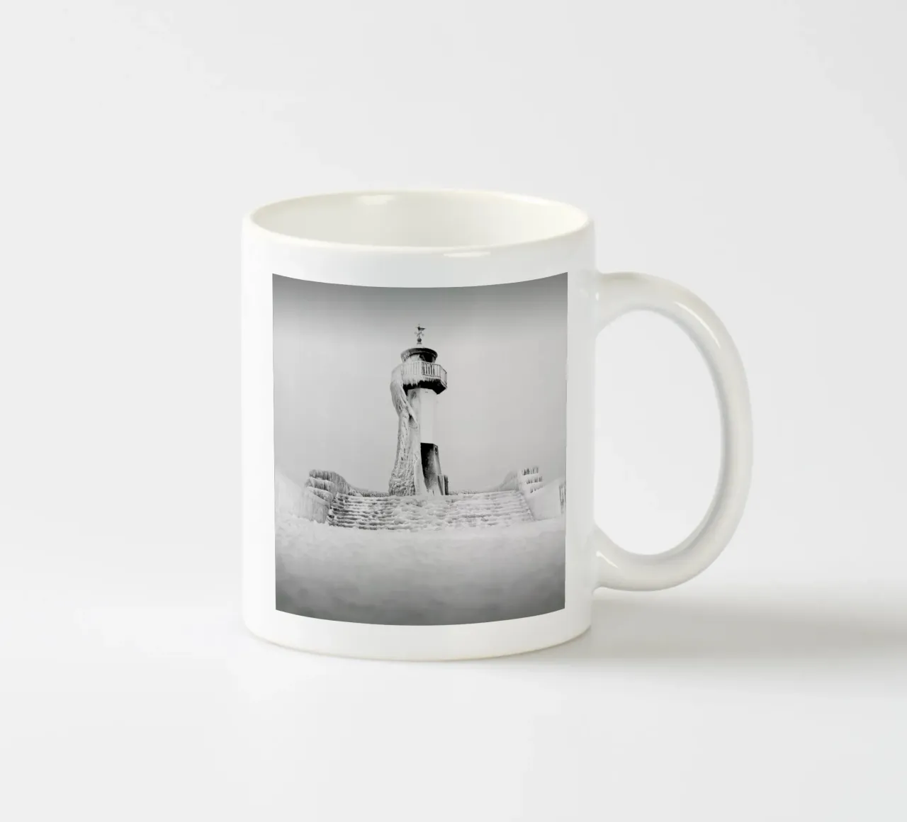 The Crowned King tazza in ceramica da Håggard Photography | Ronny Behnert
