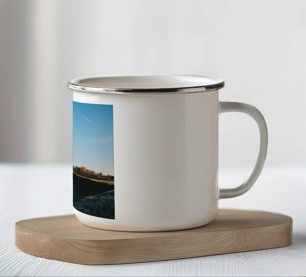 Faro di Moritzburg | Paesaggio autunnale vicino a Dresda tazza in smalto da Bold and Retro