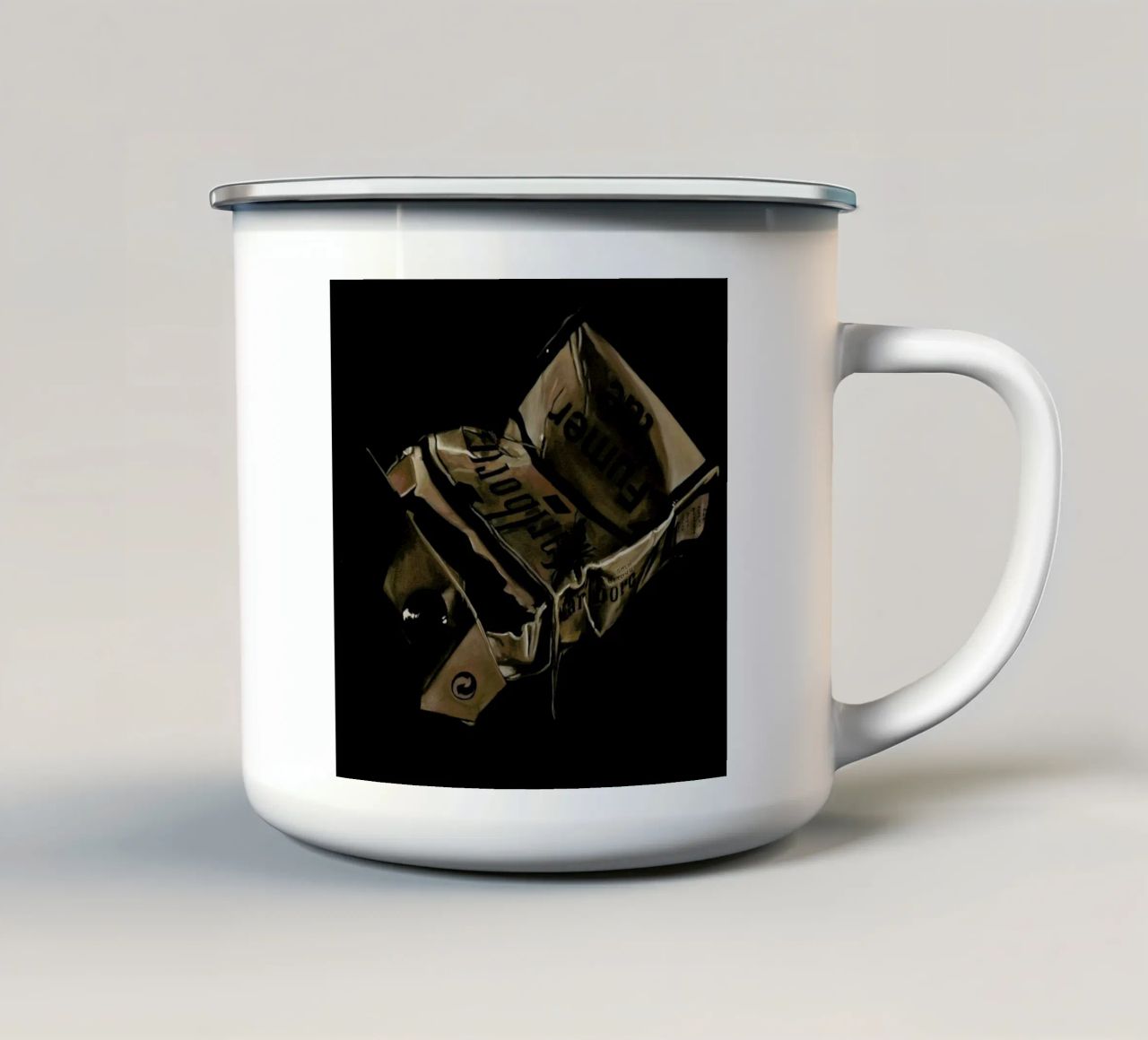 Usagé Marlboro tazza in smalto da Jérôme Romain