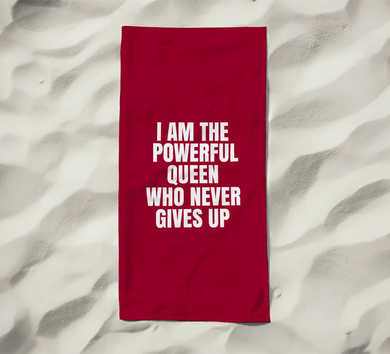 I am the powerful queen who never gives up Strandtuch von happieeagle