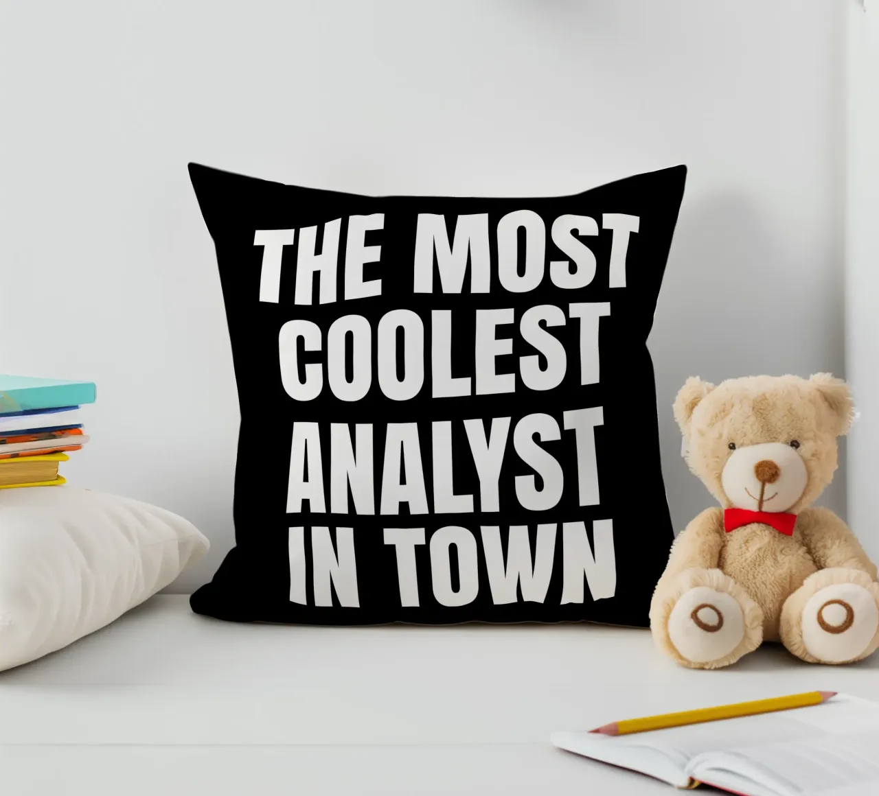 The most coolest analyst in town cuscino da happieeagle