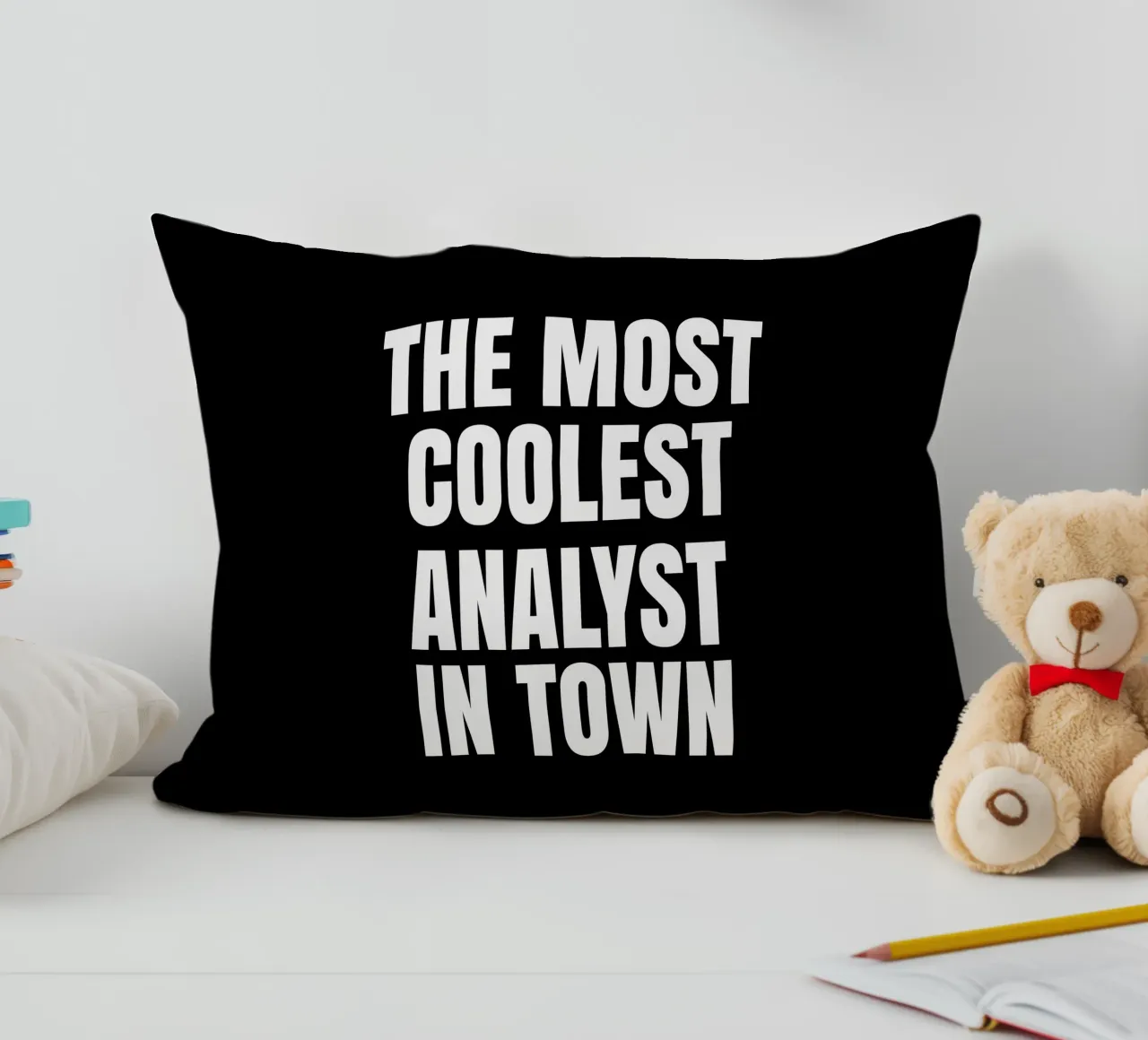 The most coolest analyst in town cuscino da happieeagle