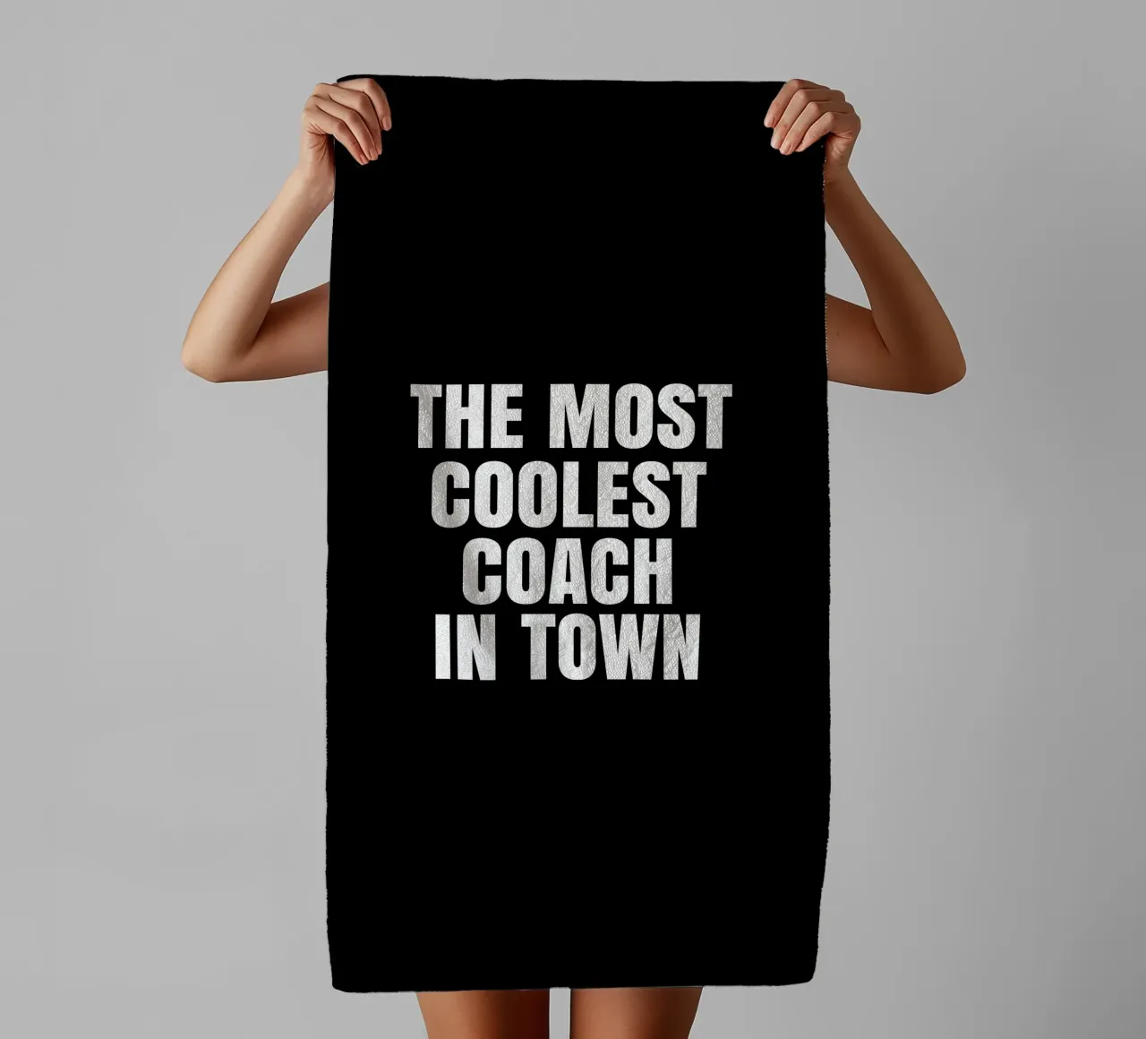 The most coolest coach in town asciugamano da bagno da happieeagle