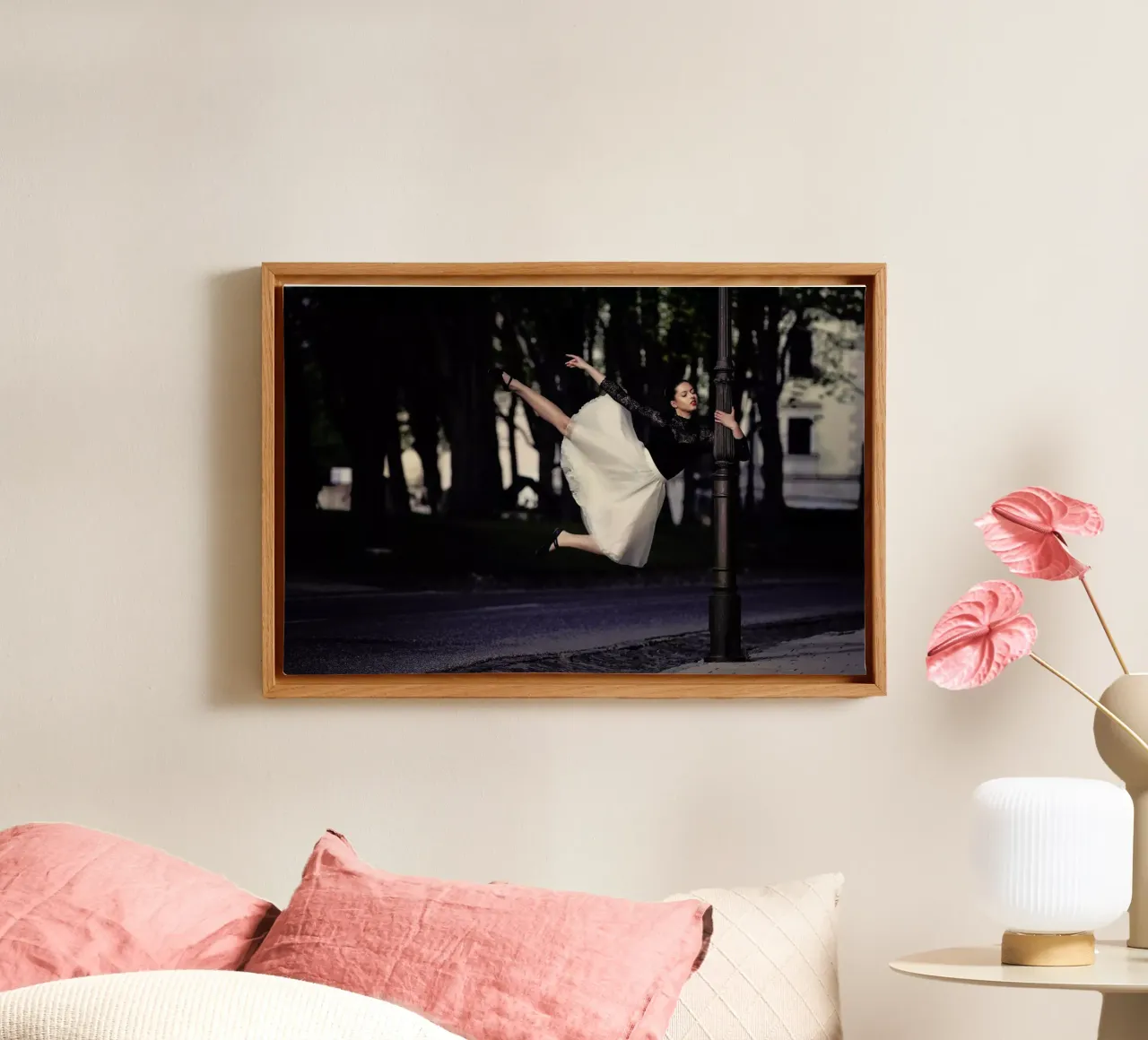 I Dance, I am - Martin Krystynek tela con Cornice a cassetta da Pictufy