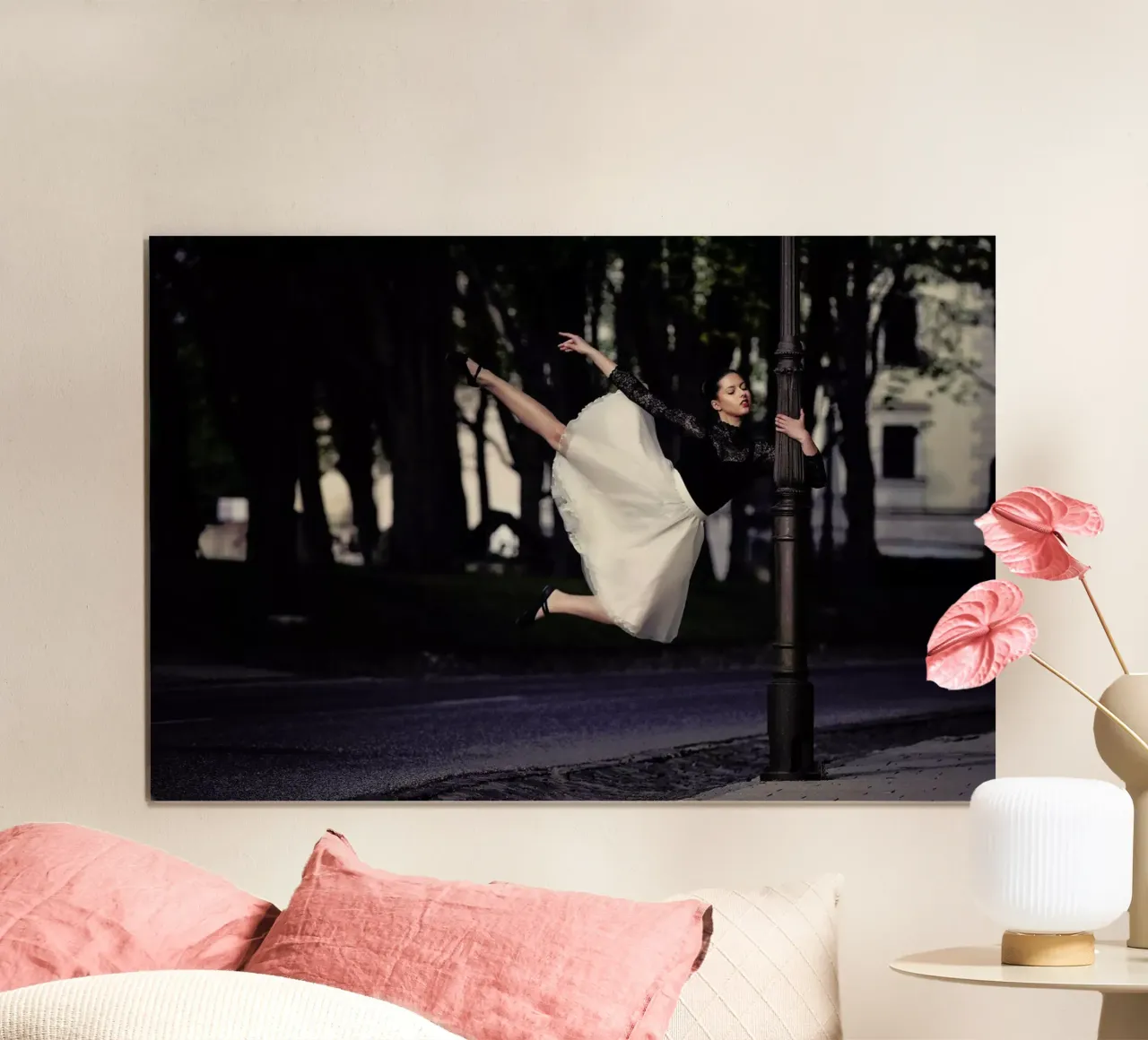 I Dance, I am - Martin Krystynek poster con telaio in legno da Pictufy