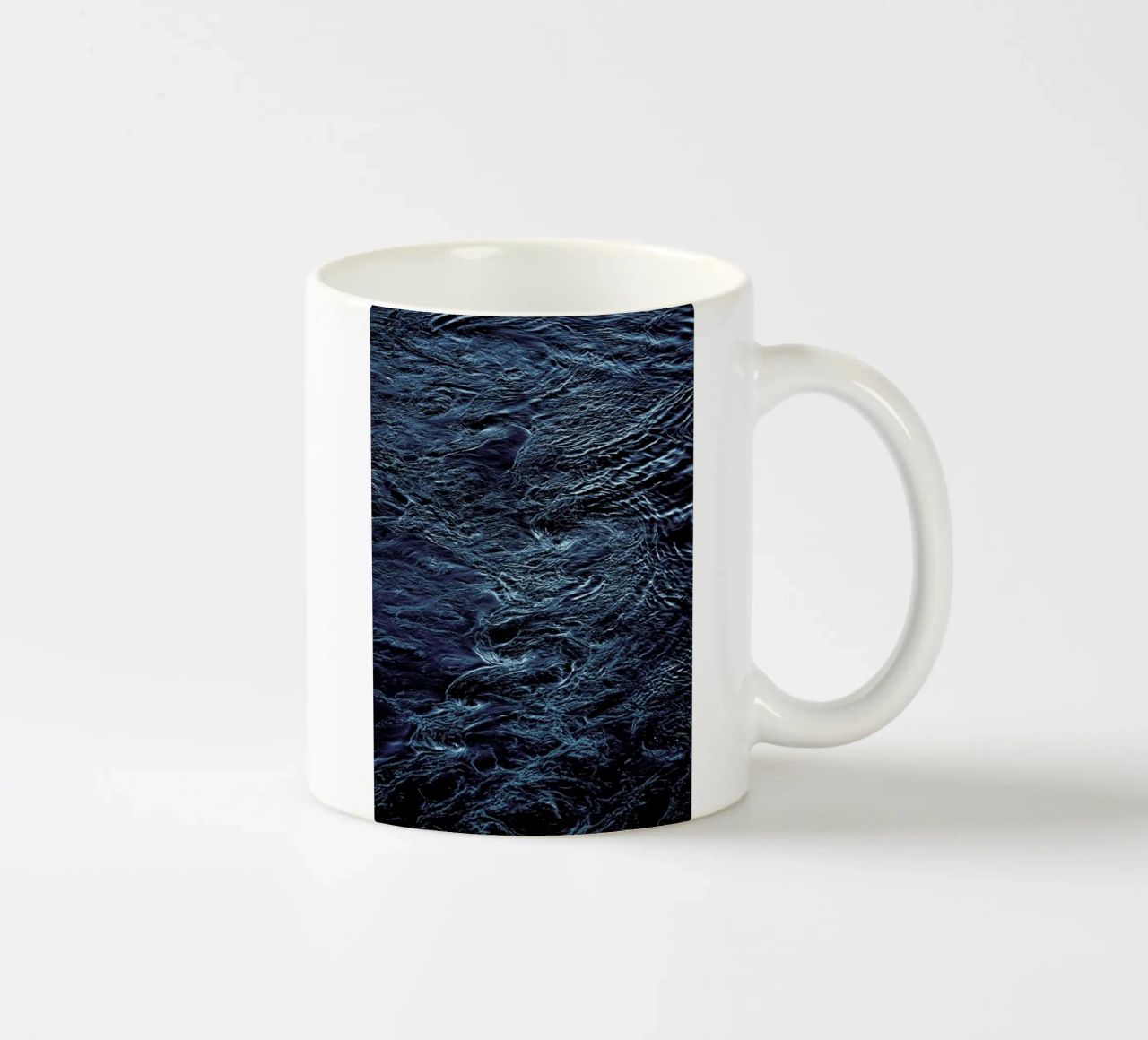 The Waves In Between tazza in ceramica da Pale Grain