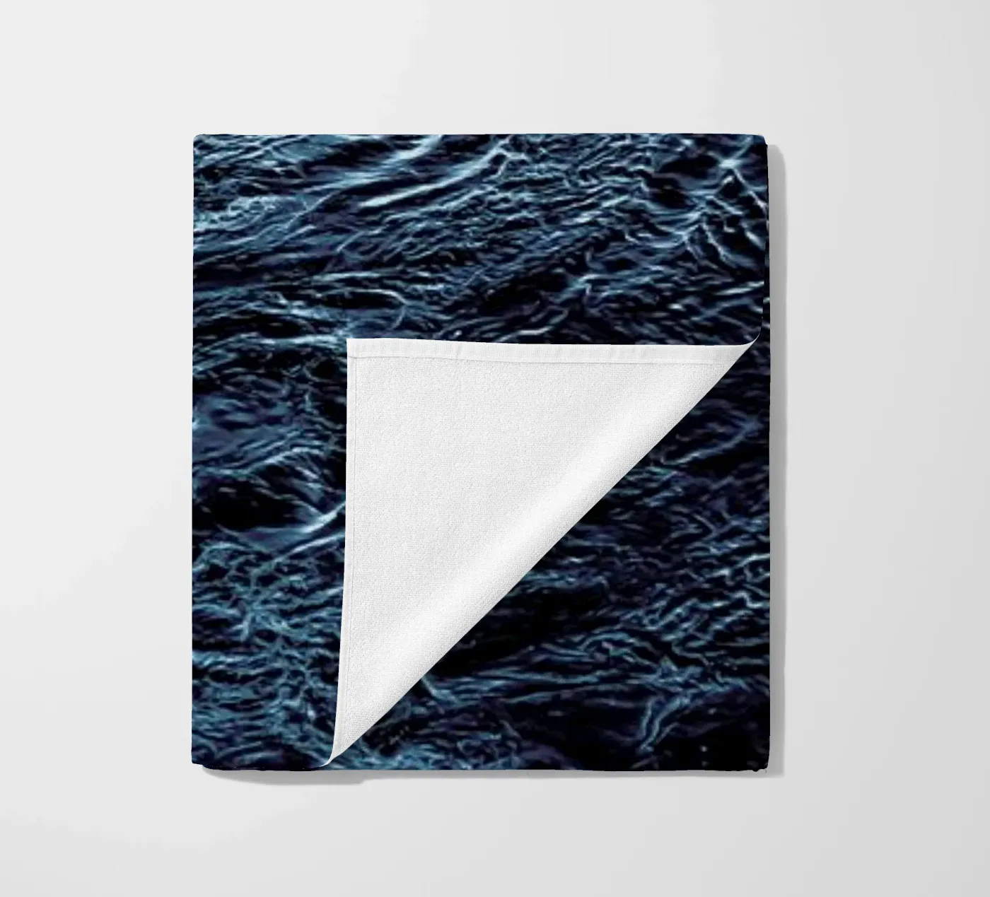 The Waves In Between telo mare da Pale Grain