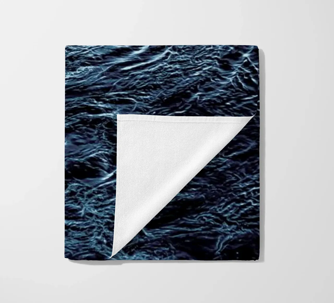 The Waves In Between telo mare da Pale Grain