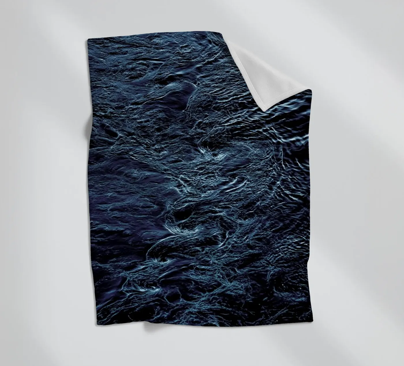 The Waves In Between fleecedeken van Pale Grain