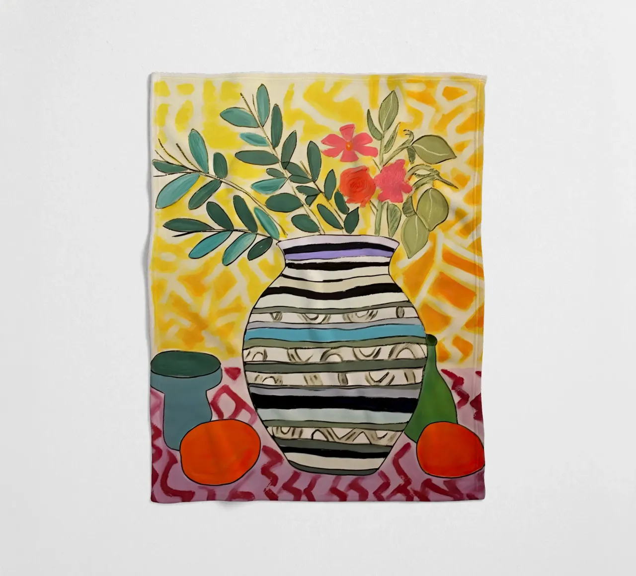Vaso ornamentale con fiori coperta in pile da DaarbyN