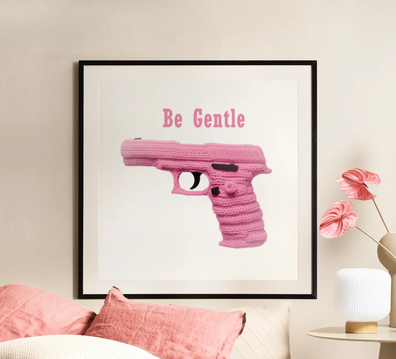 Be Gentle | Pistola rosa poster da Autofocus