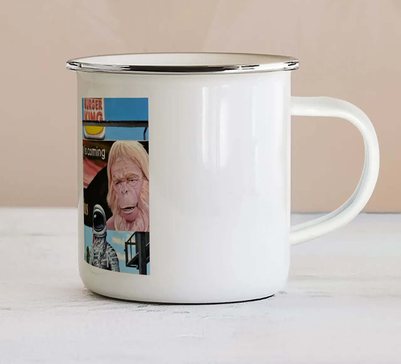 So Says Zaius tazza in smalto da Scott Listfield