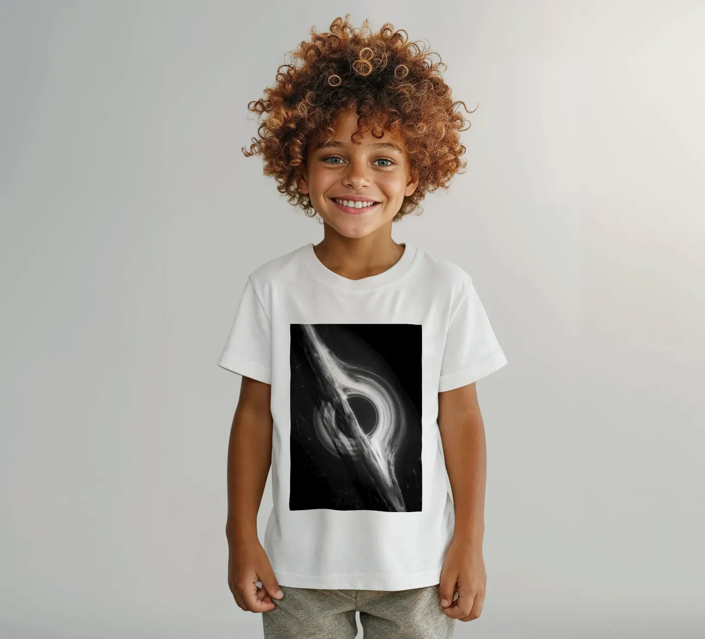 Interstellar BW Kinder T-Shirt von nabakumov