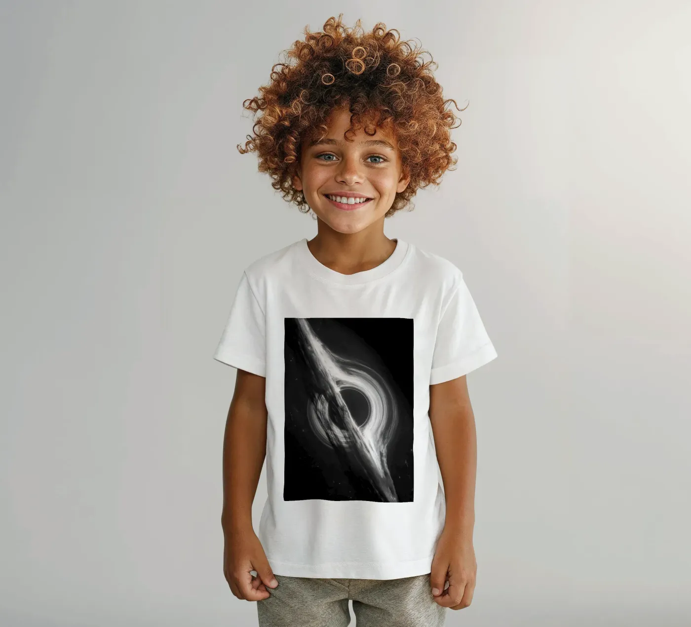 Interstellar BW Kinder T-Shirt von nabakumov
