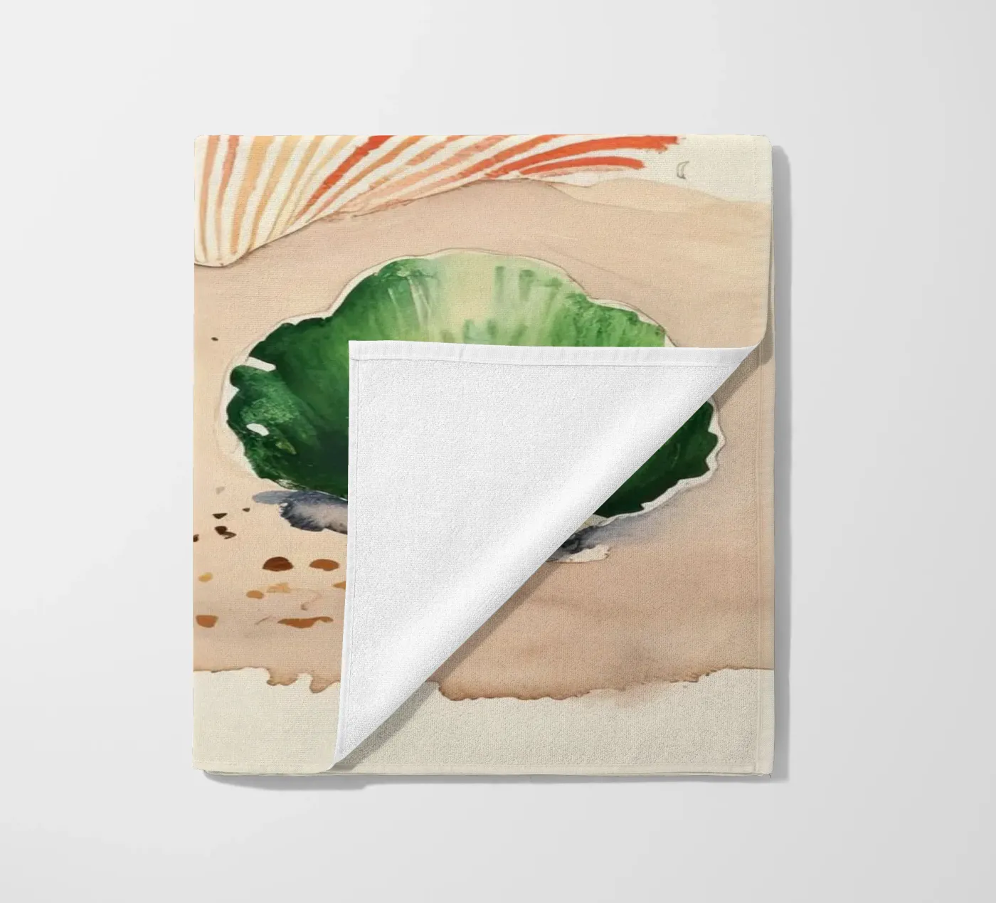 Seashells beach towel by DaarbyN