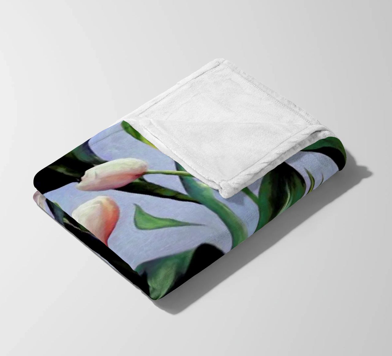 Waiting On The Blooming – Tulip Pattern coperta in pile da Micklyn Le Feuvre