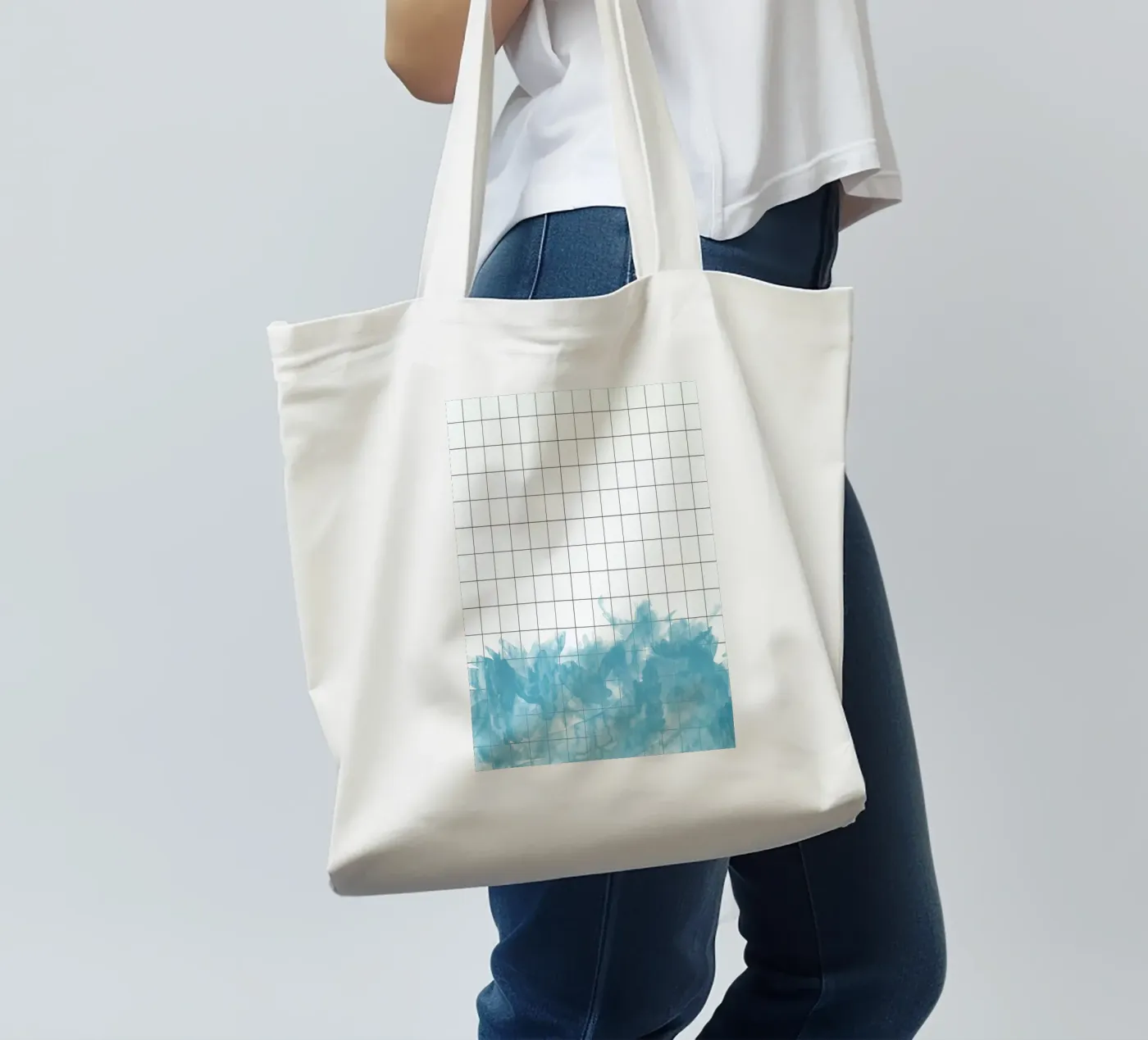 Shallow tote bag by Laura O'Connor