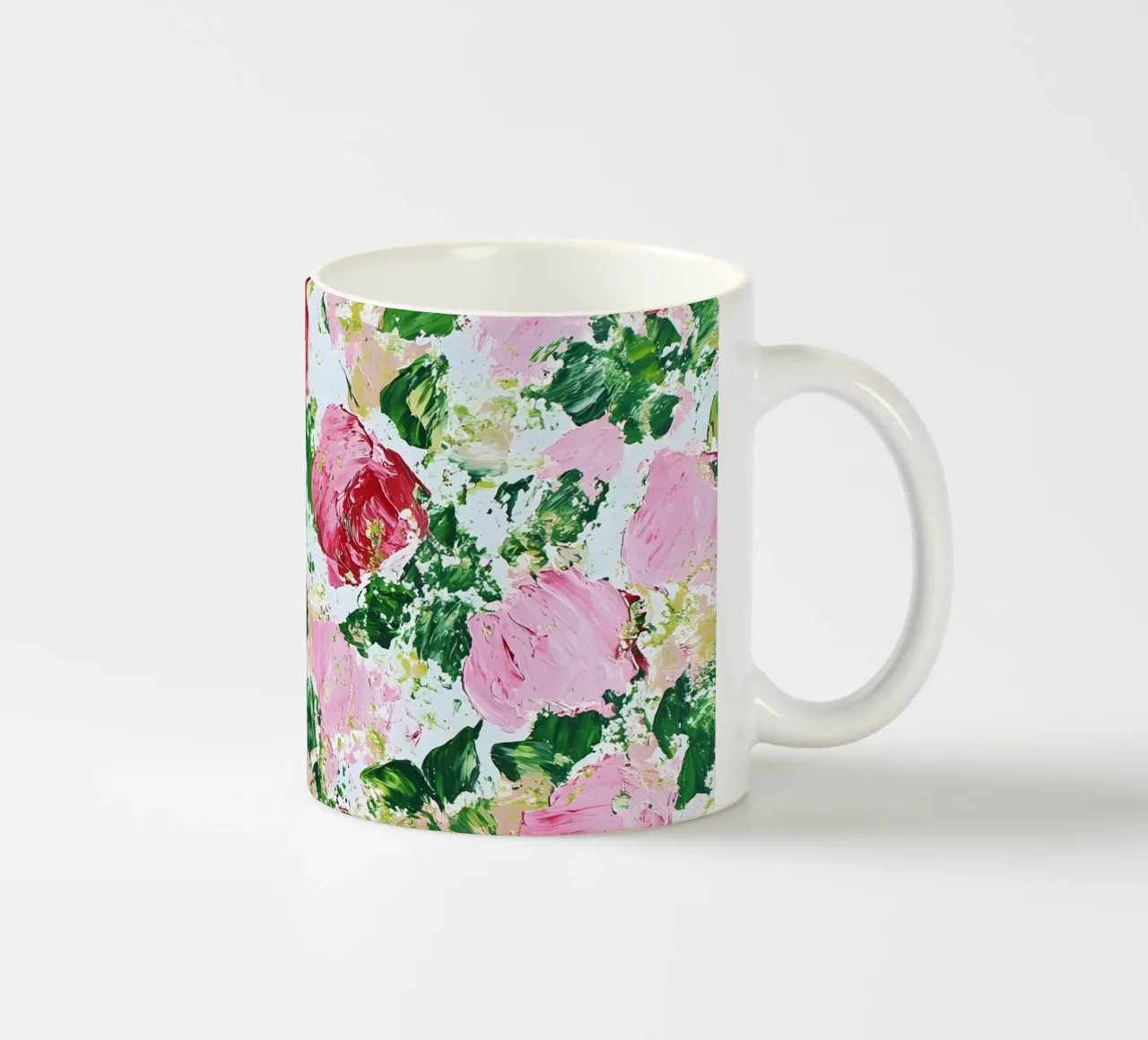 Rose astratte, rosa e verde tazza in ceramica da IamHomeStudio