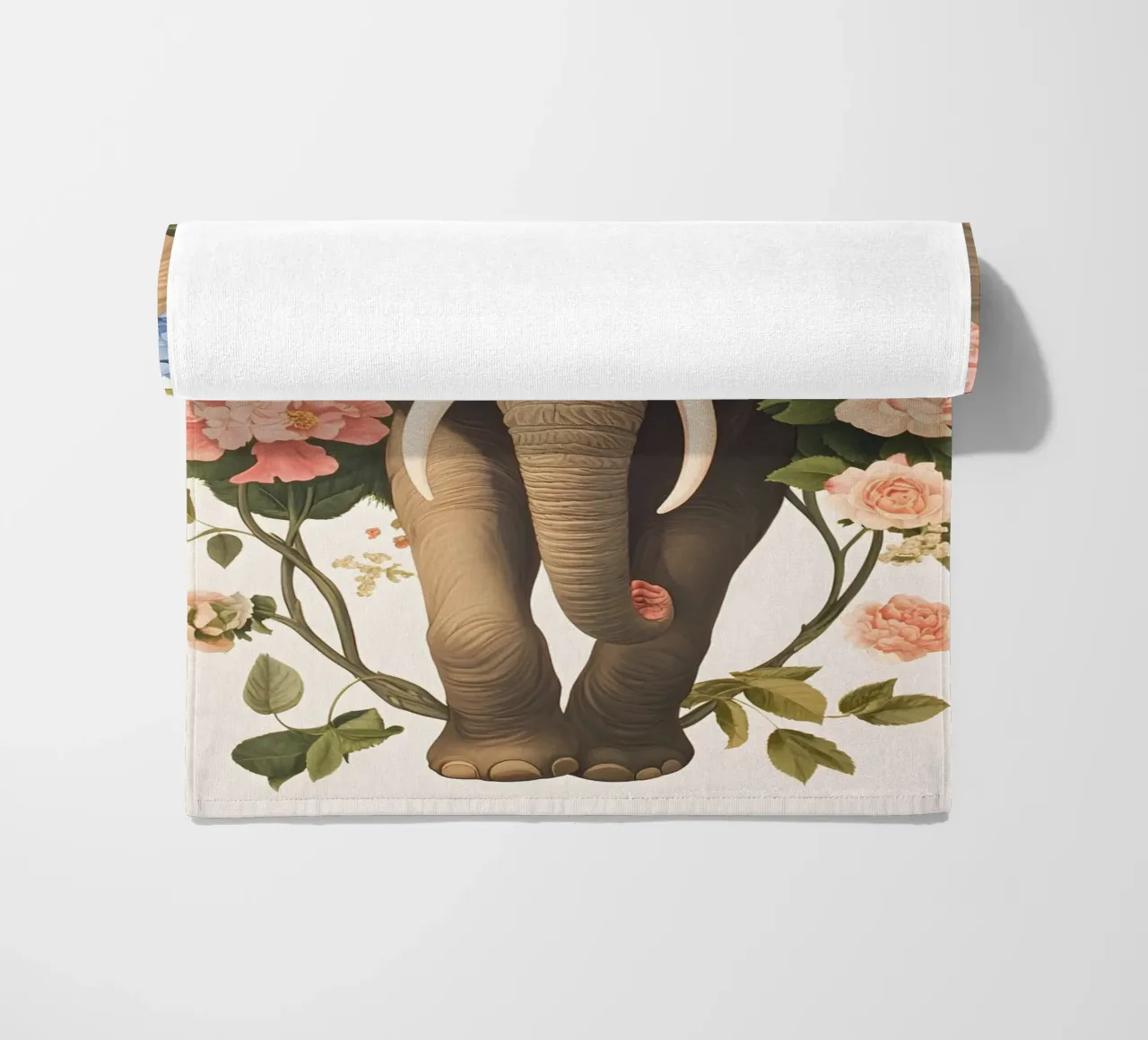 Elefante con fiori telo mare da IamHomeStudio