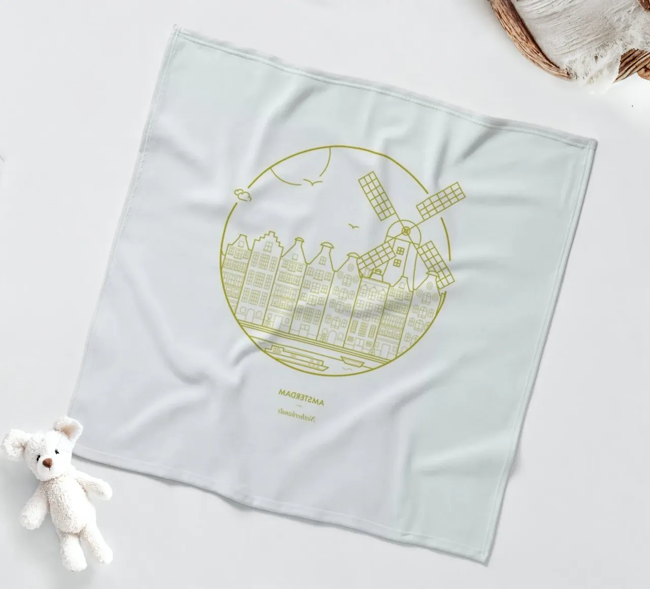 Amsterdam coperta in pile da Dean Smith
