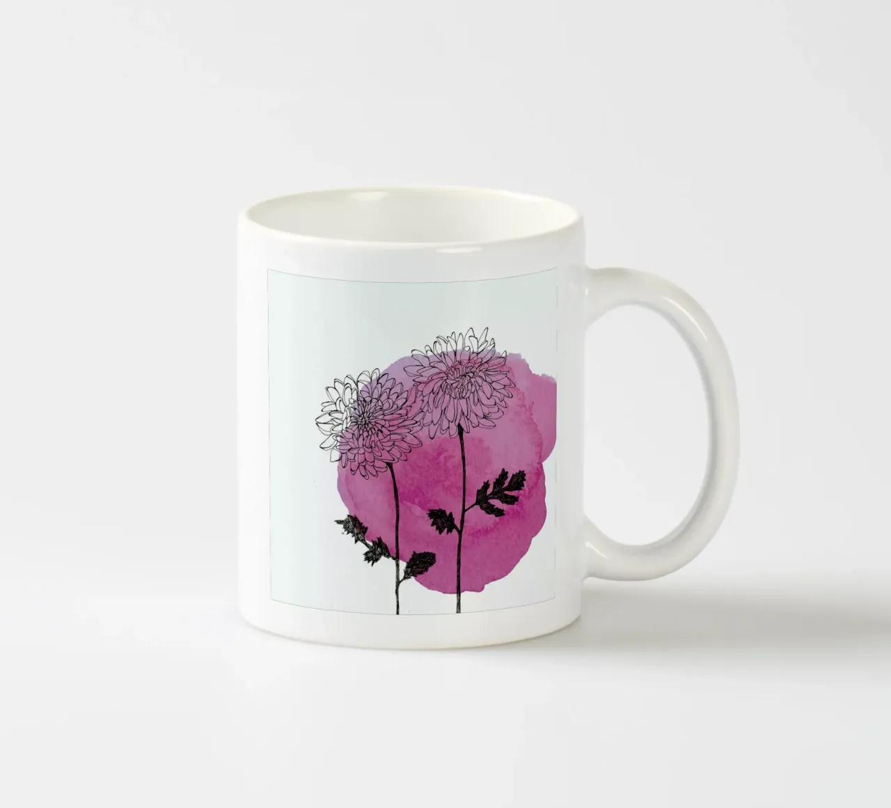 Chrysanthemum tazza in ceramica da Morgan Kendall