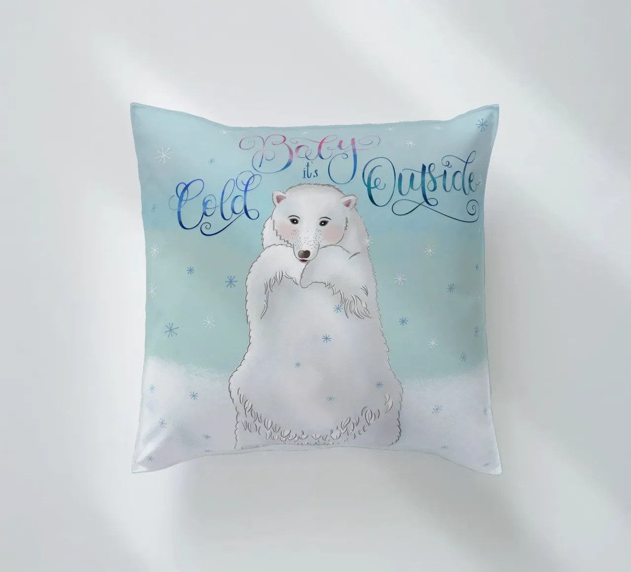 Piccolo, fuori fa freddo. Simpatico orso polare in piedi nella neve. cuscino da CalliLetters