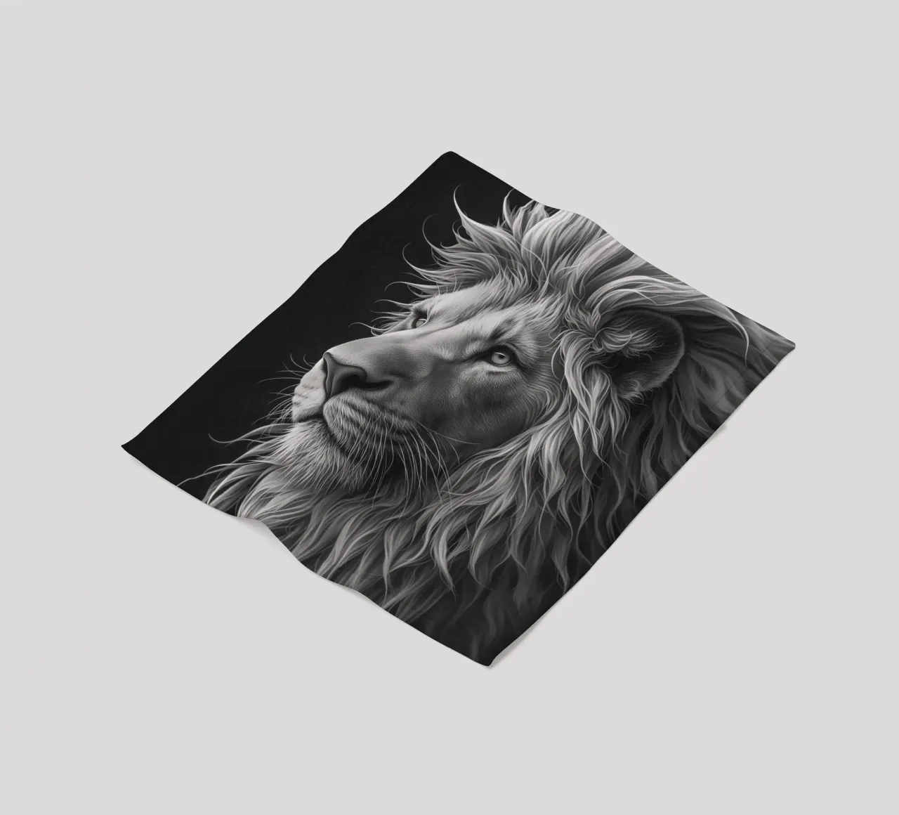 Löwenblick schwarz-weiß Fleecedecke von Carinaprint