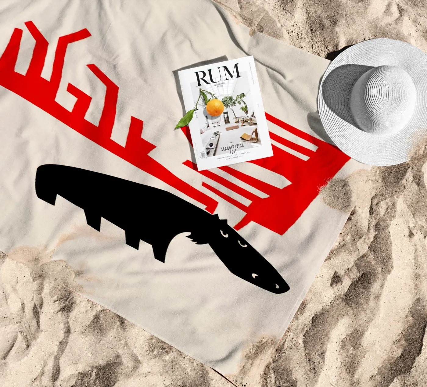 Grumpy Moose serviette de plage de Fox & Velvet