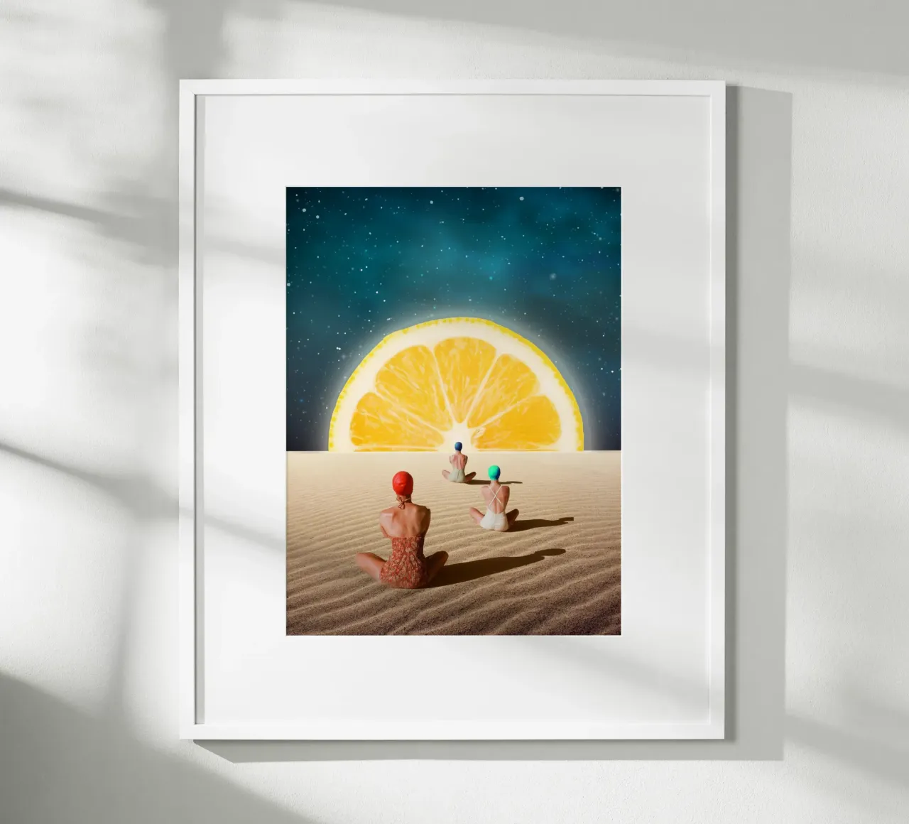 Meditazione al chiaro di luna del deserto poster con telaio in alluminio da Urban Art Draw