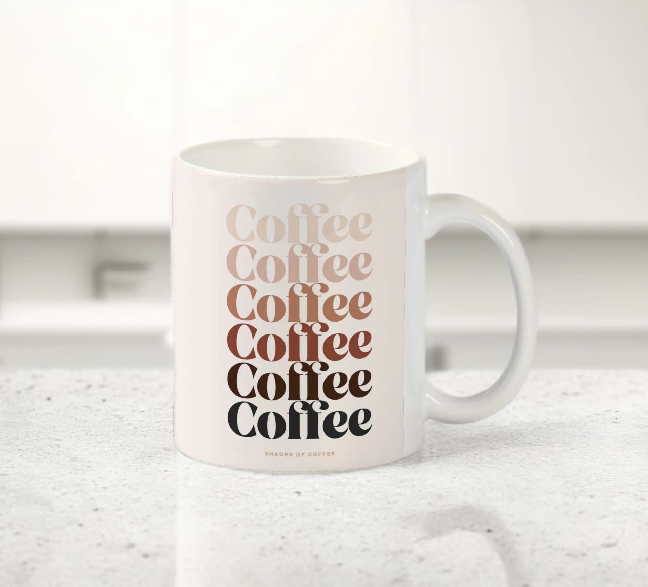Tutte le sfumature del caffè - Ripetizione tipografica retrò tazza in ceramica da Dominique Vari Words