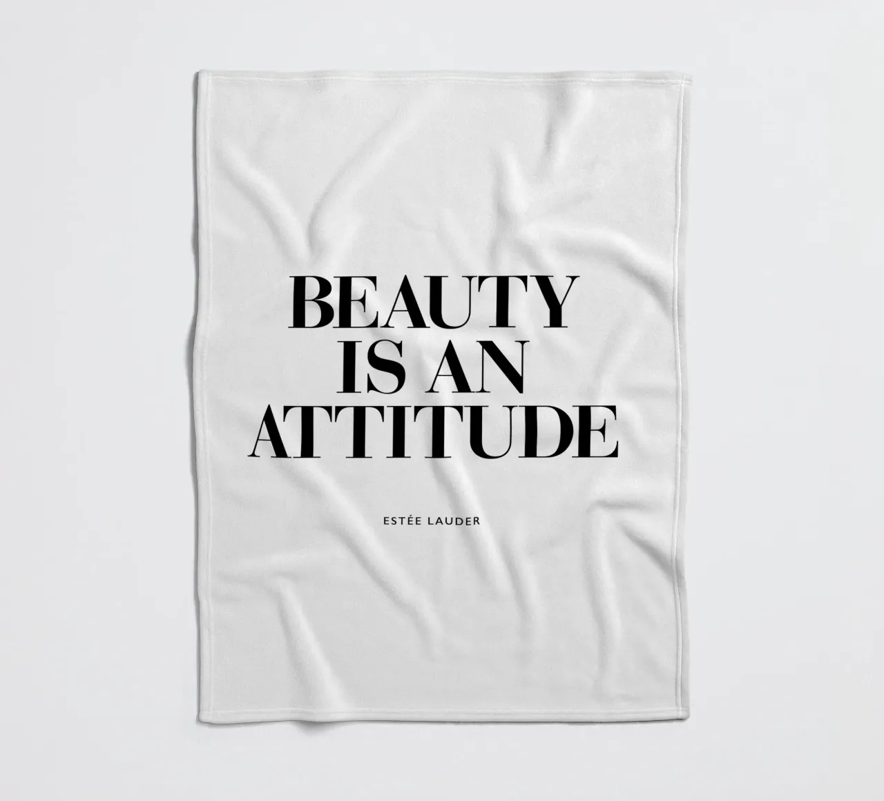 La bellezza è un atteggiamento coperta in pile da THE MOTIVATED TYPE