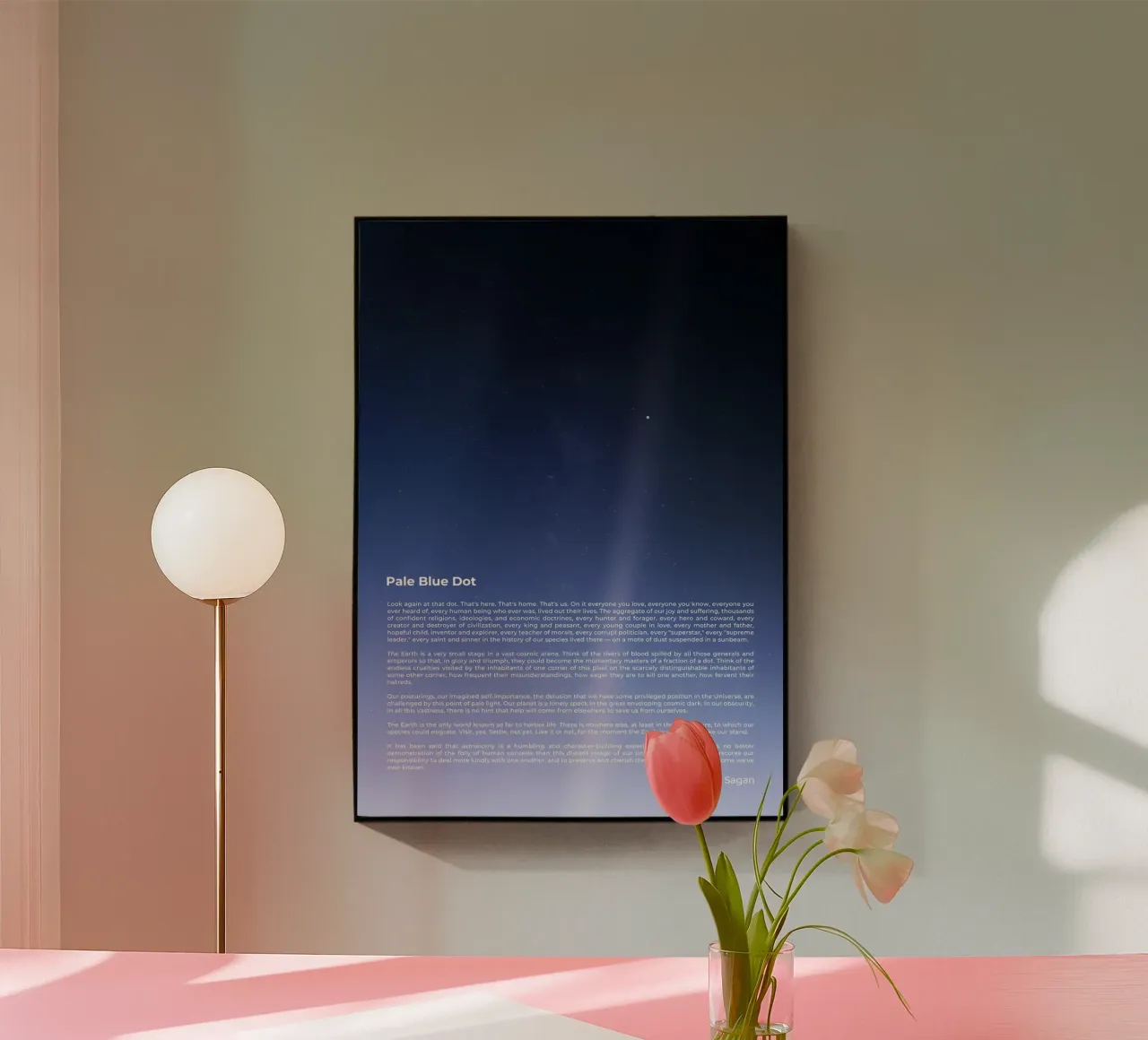 Pale Blue Dot plexiglass da nabakumov