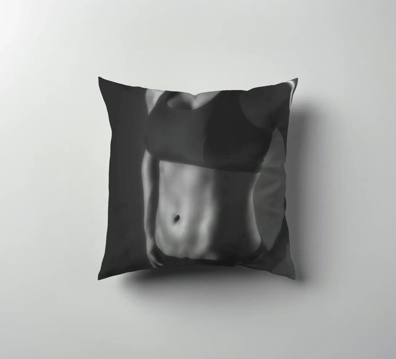 Kyli in Black Mono cuscino da Dave Hare Photography