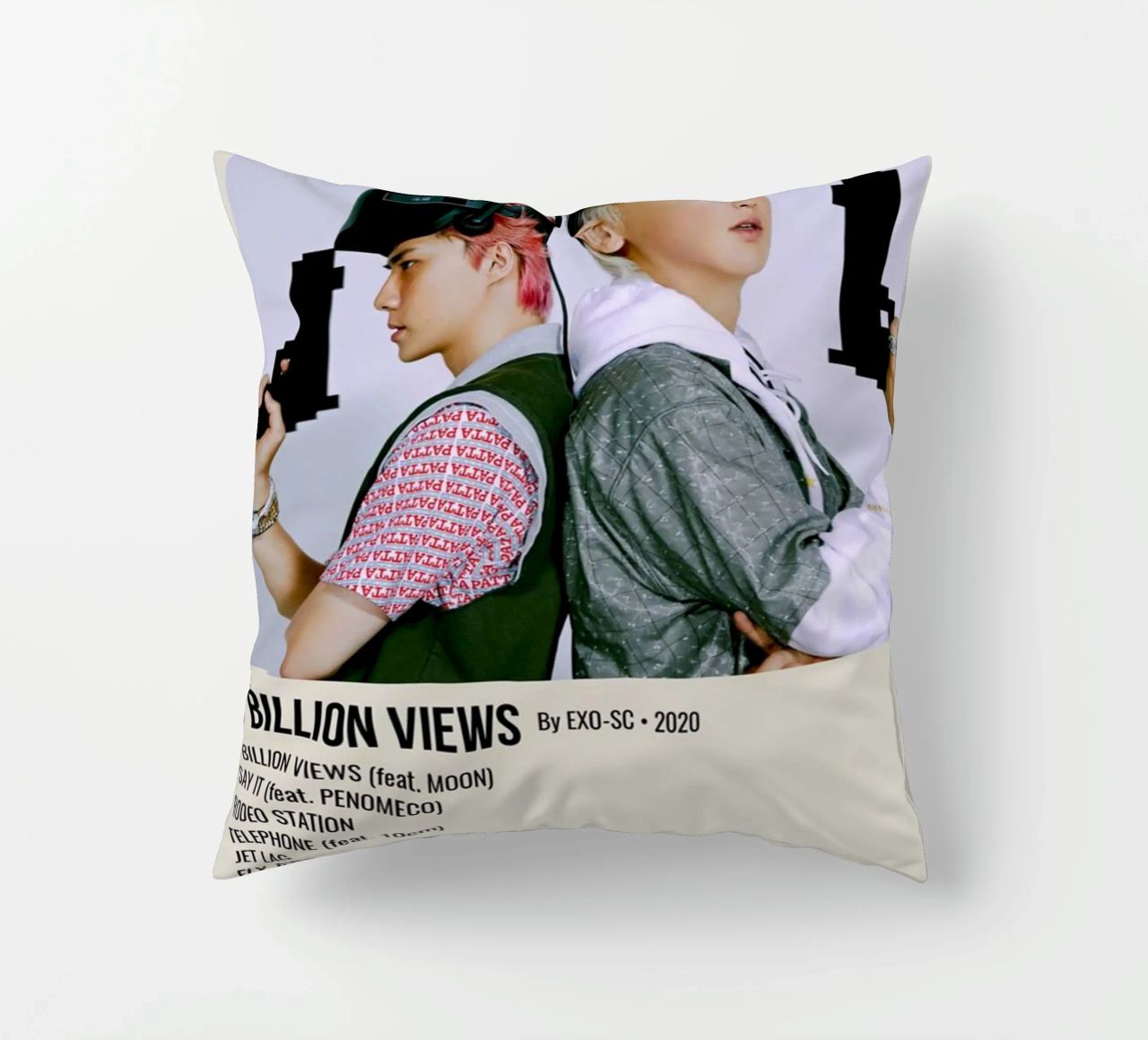 1 BILLION VIEWS By EXO-SC-2020 cuscino da SoundStudio