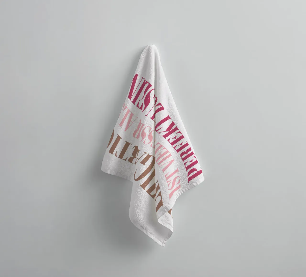 Unico è molto meglio di perfetto. Motivazione. asciugamano da bagno da CalliLetters