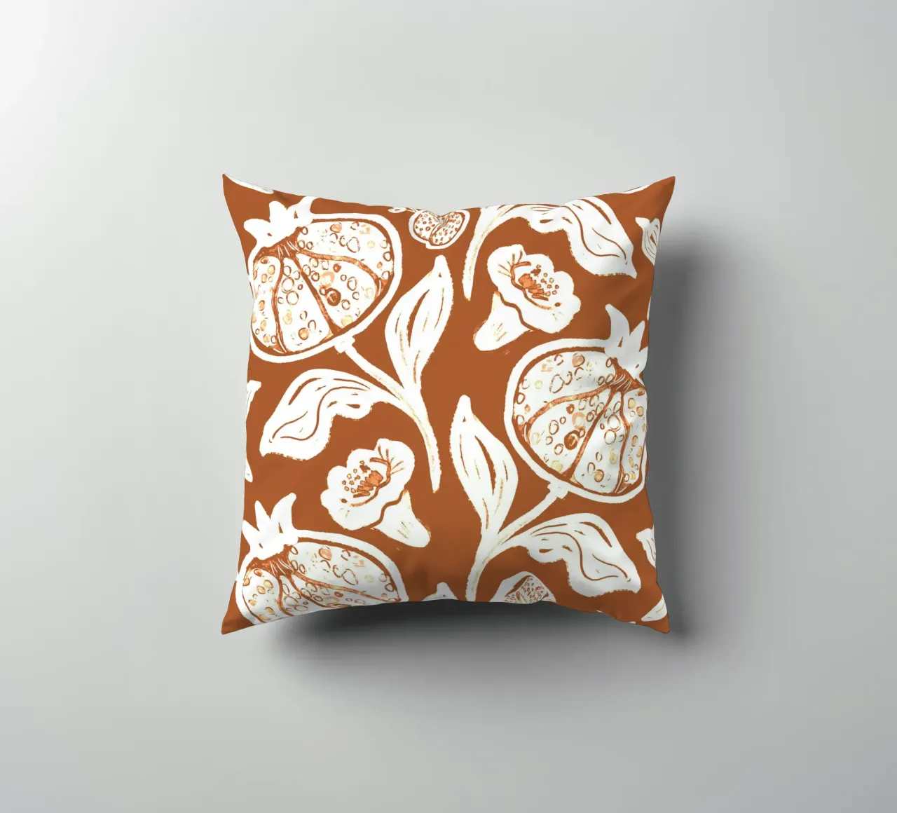 Brown Pomegranates Pattern cuscino da anisillustration